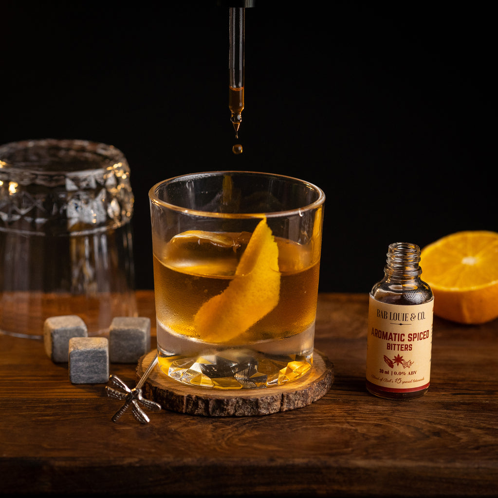 How to Make an Old Fashioned Cocktail: Recipe with a Modern Twist